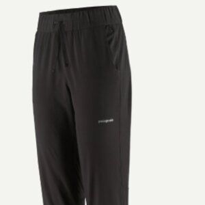 [NWT] Patagonia Women's Terrebonne Joggers (black, size M)